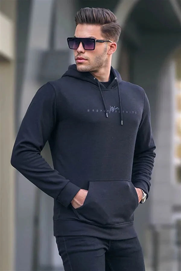 Hoodies & Sweatshirts